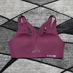 VICTORIA SPORT ANGEL MAX CUT-OUT LIGHTLY LINED BACK CLOSURE SPORT BRA